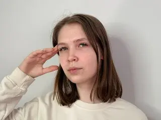 Live private GuinevereDaunt